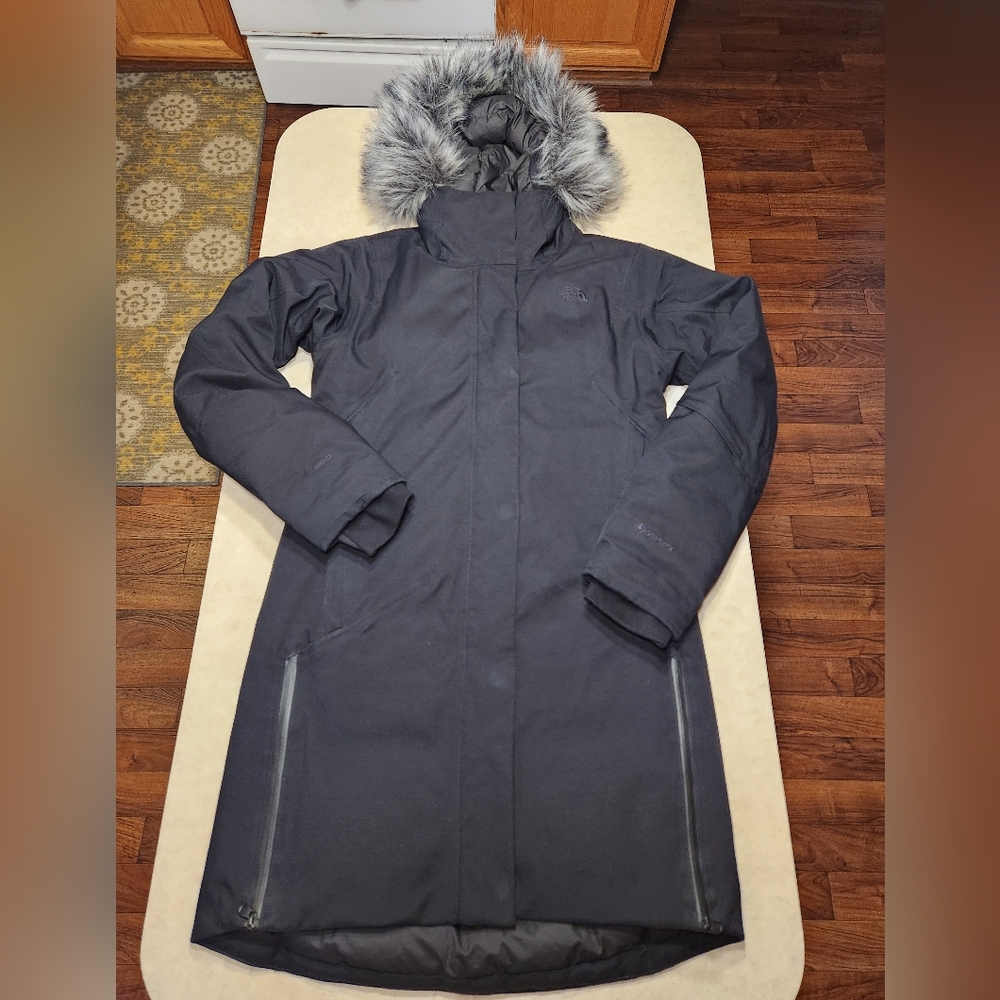 The North Face Women's Dark Gray Ski Parka with Faux Fur Hood